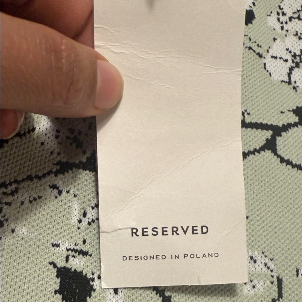 Reserved - Picture 5 of 10